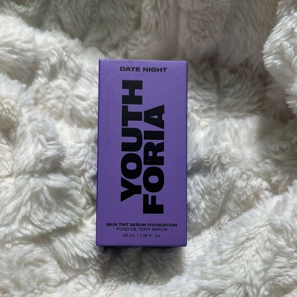 Youthforia Skin Tint Serum Foundation in 245 light to light medium - Picture 1 of 5